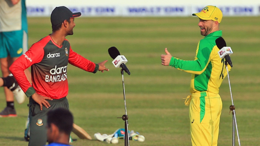 toss_2nd_t20i.jpg