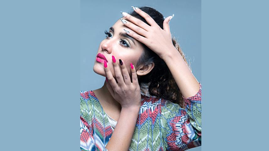 nails2.jpg