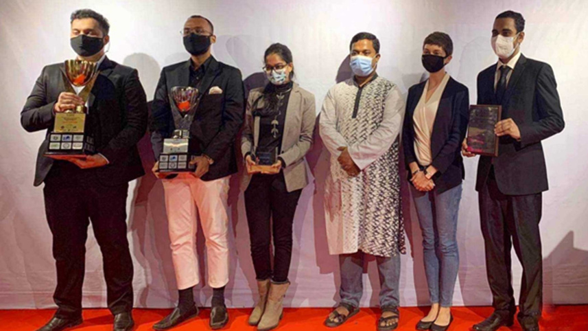 award-giving-law-moot-court-competition-2021.jpg