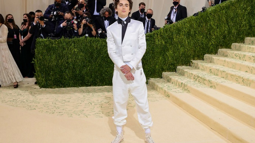 timothee_chalamet_1631590823420.jpg