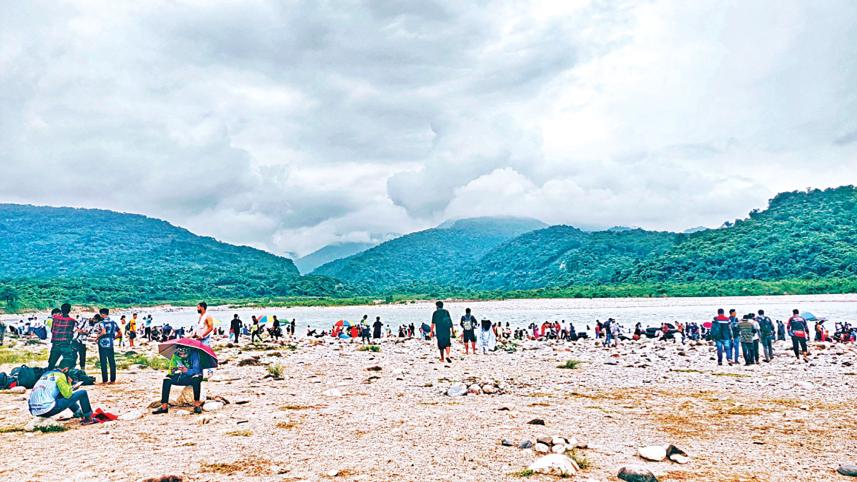 shada-pathor-in-sylhet.jpg