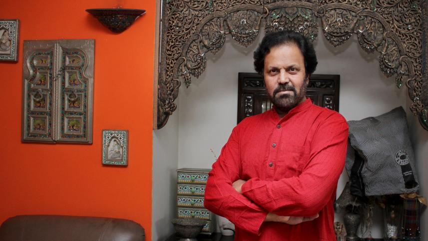 tariq_anam_khan.jpg
