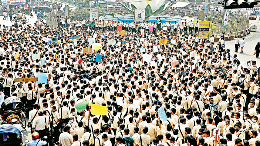 road-accident-protestor7.jpg