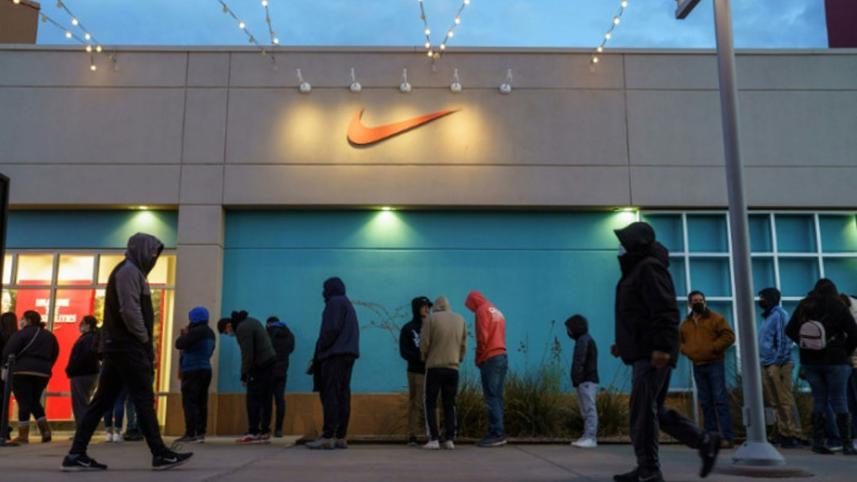 nike-profits.jpg