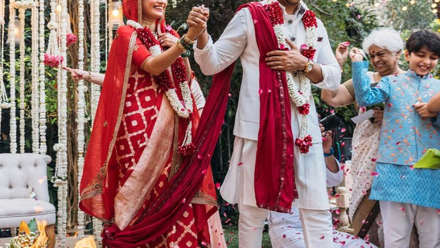 buy-red-banarasi-saree.jpg