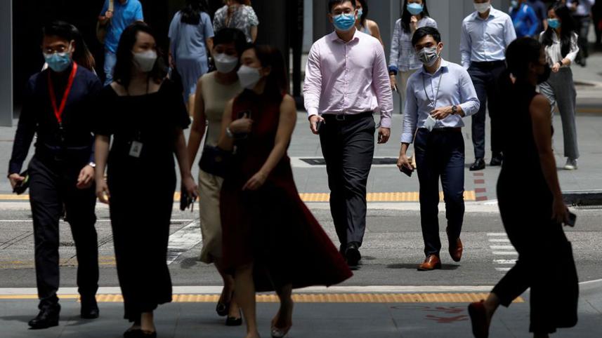 singapore-tightens-monetary-policy.jpg