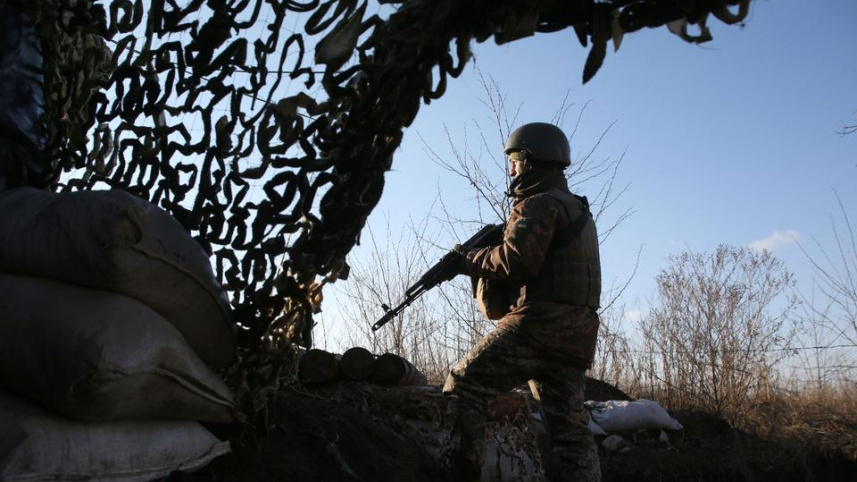 119788_ukr20211202donbassfrontlineukrainiansoldierstensionswithrussiaafp_1638439347147.jpeg