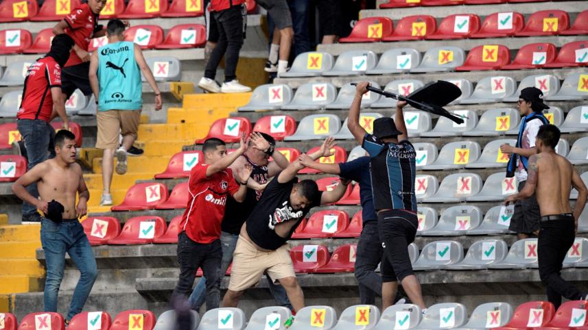 mexico_football_brawl.jpg