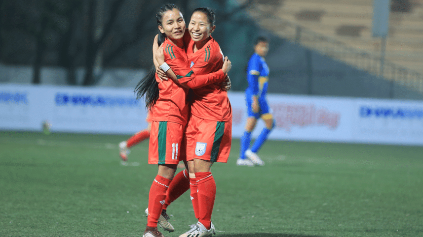 ritu-porna-chakma.gif
