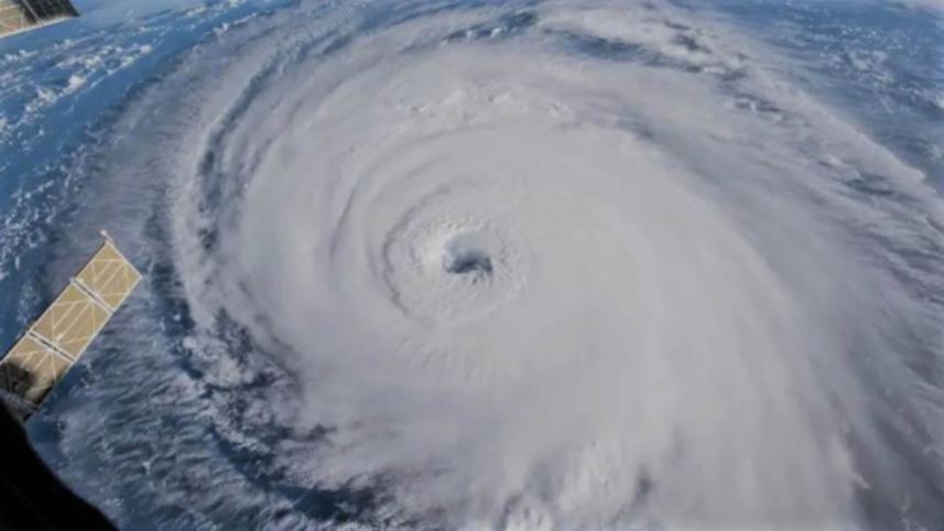 Cyclone Asani weakens, moves towards Indian coast