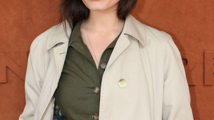 emma_mackey.jpg