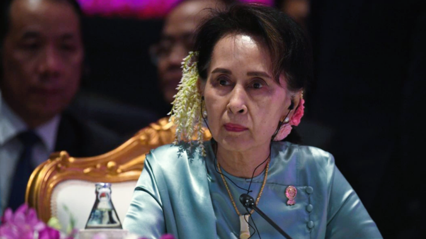 Suu Kyi sentenced to 5 years in jail in corruption case
