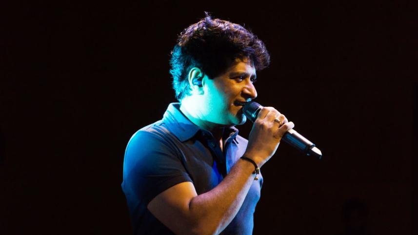 KK performing at a concert