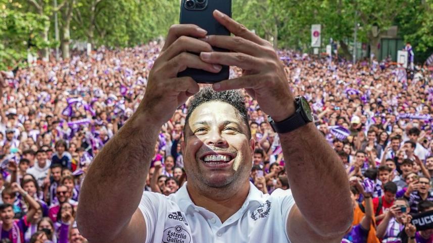 ronaldo_r9_phenomenon.jpg