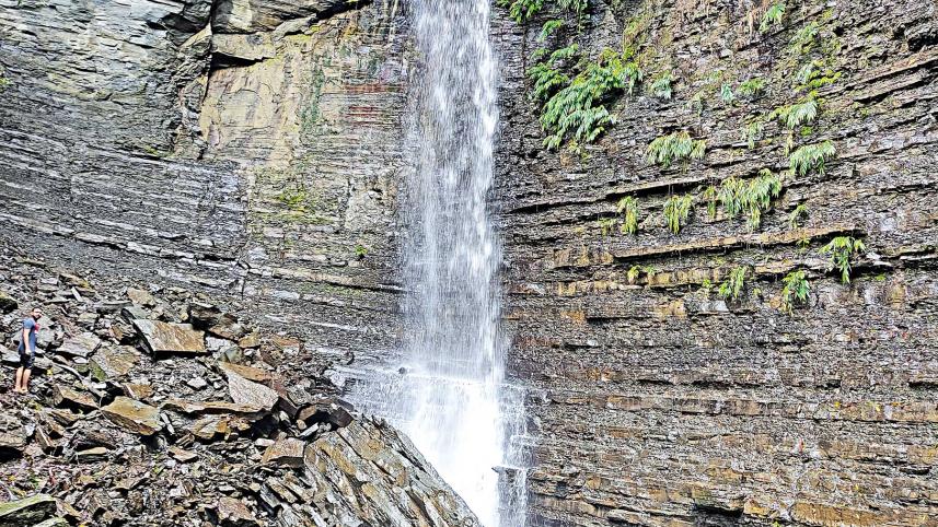 water-fall1.jpg