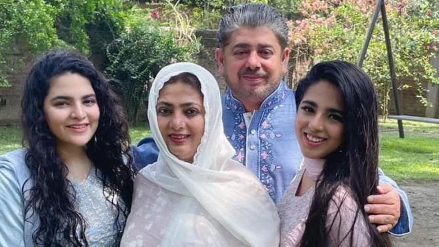 nayeem_shabnaz_2.jpg