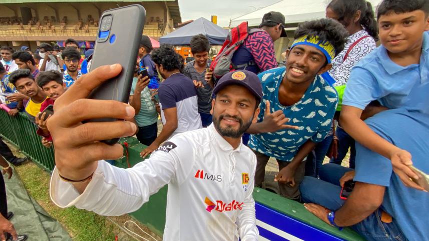 dimuth_karunaratne.jpg