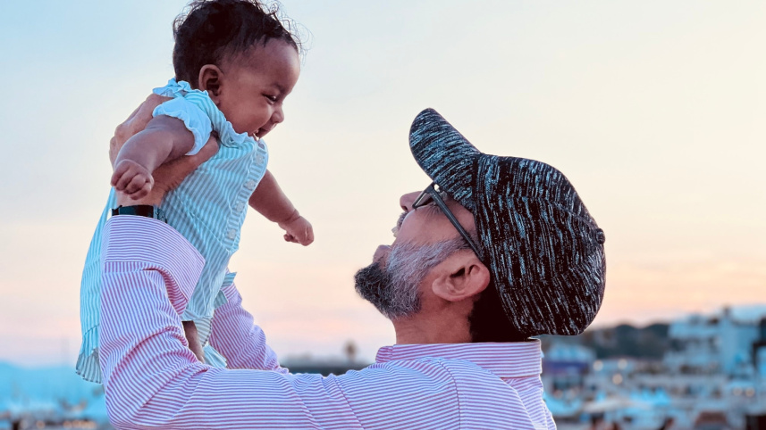farooki_with_daughter.jpg