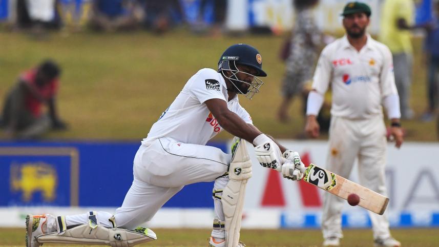 dimuth_karunaratne.jpg