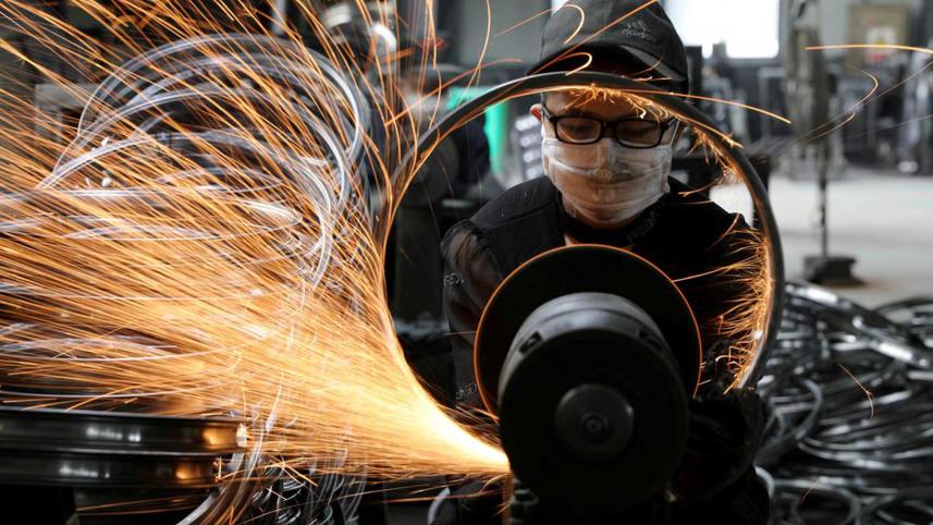 china-unexpectedly-cuts.jpg