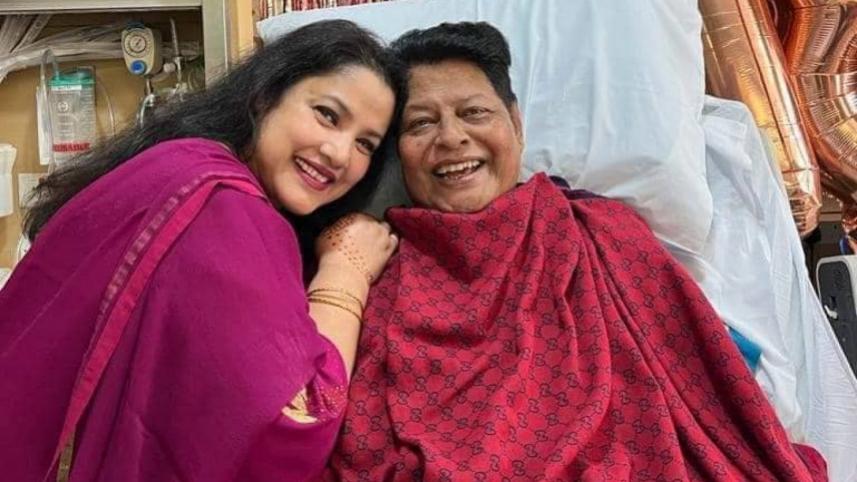 farooque_with_wife.jpg