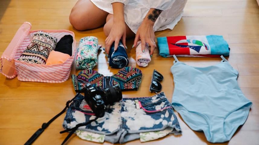 5 ways to pack light for your upcoming trips