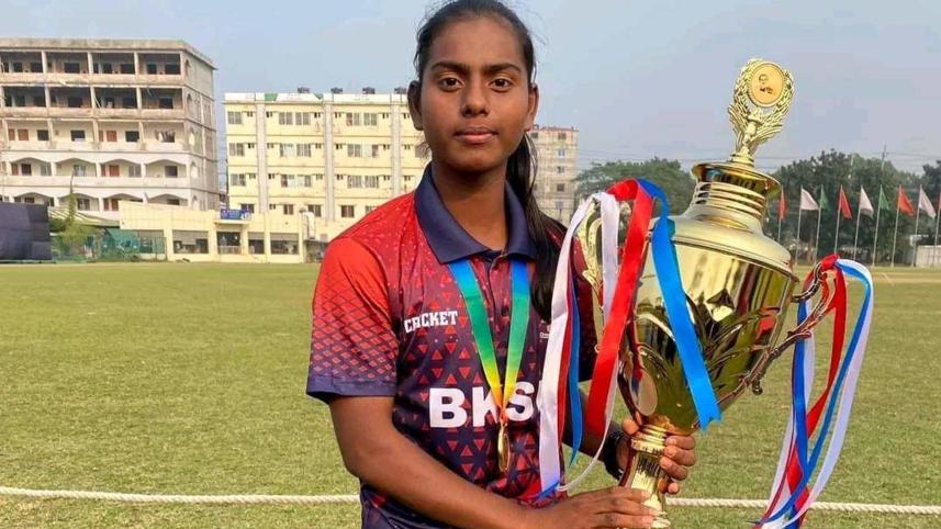 marufa_bd_women_crick.jpg