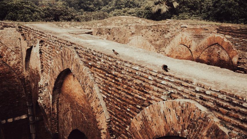 Seeking relics of Bengal Sultans: The Darasbari mosque and complex