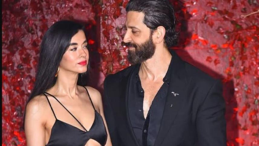 saba_azad.jpg