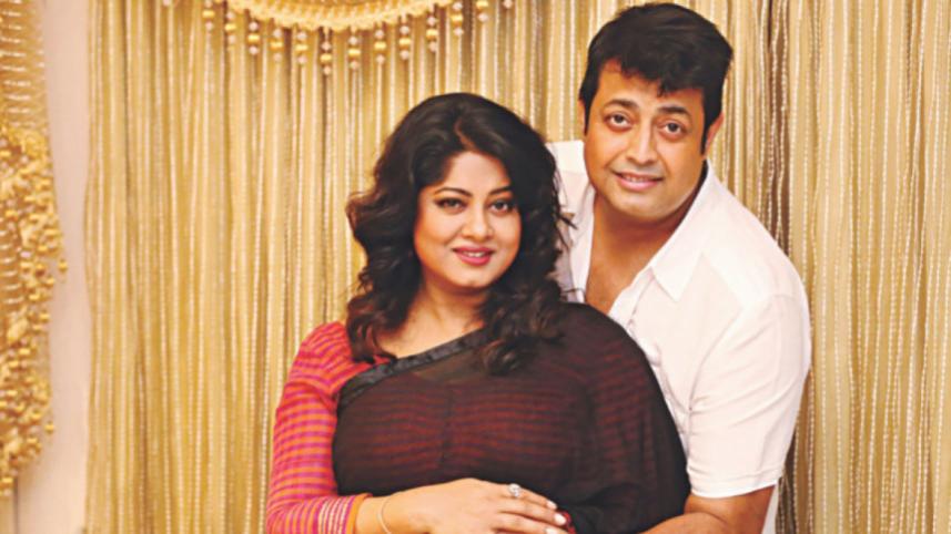 moushumi_and_omar_sani.jpg