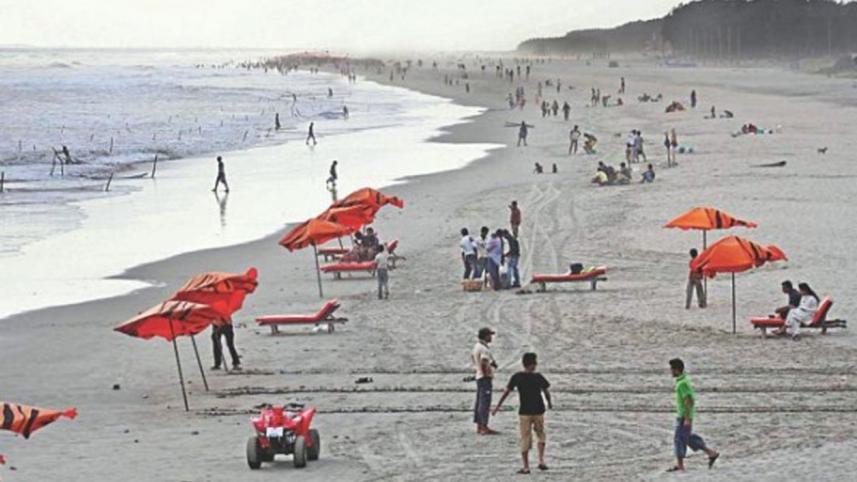 natural characters of the sea beach