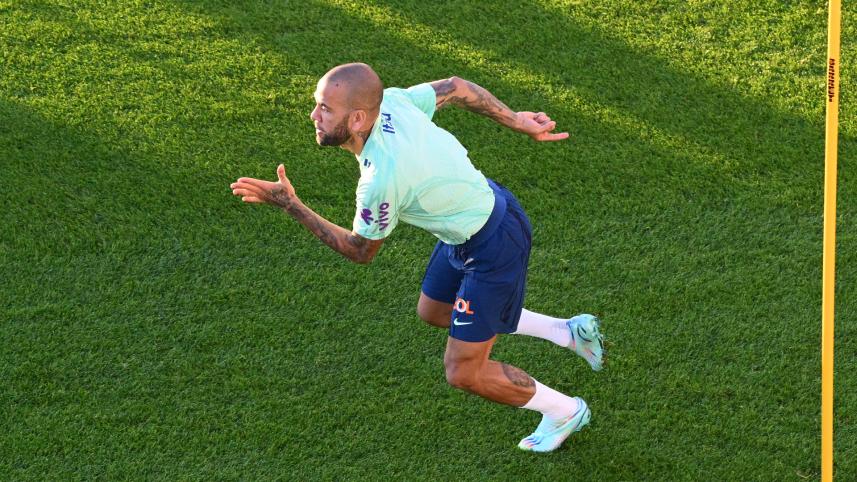alves.jpg