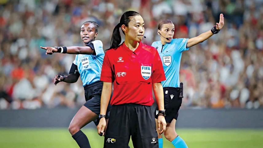qatar-female-referre.jpg
