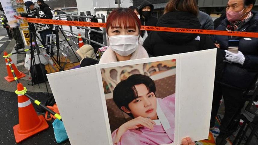 BTS fans worried about Jin