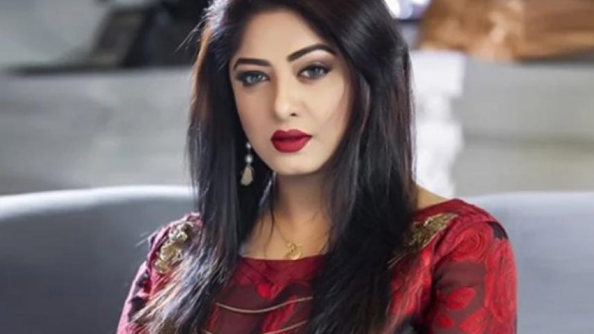Moushumi to reduce weight for this special reason