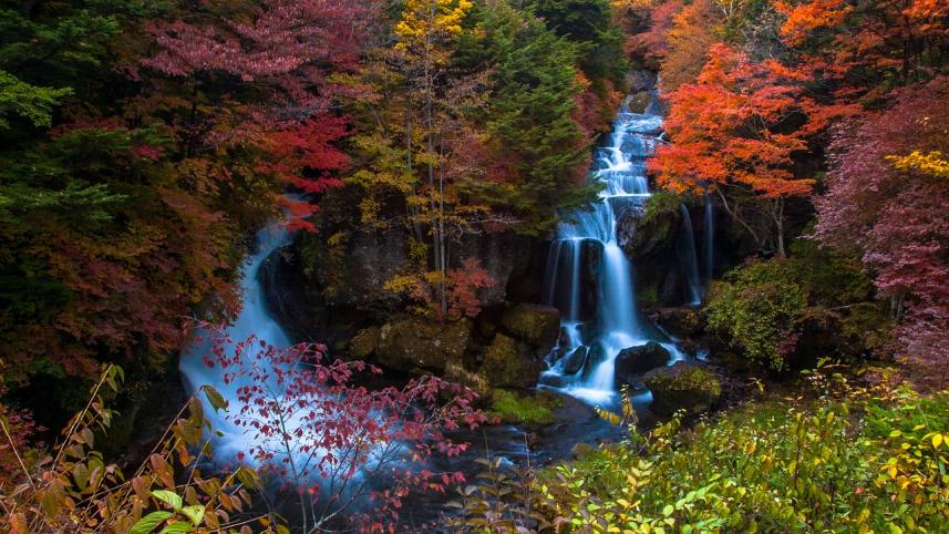 Ryuzu Waterfall
