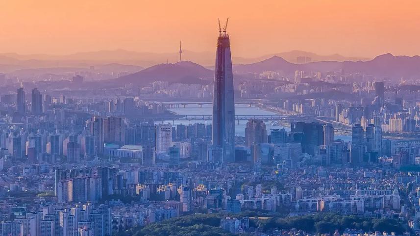 7 best skyscrapers to visit around the world