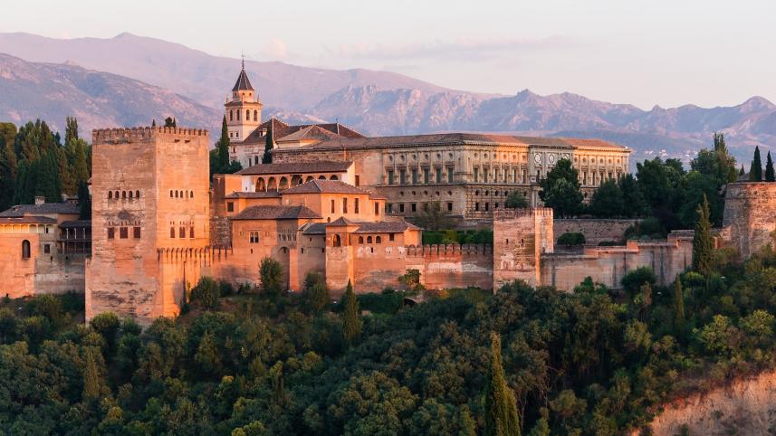 7 most beautiful palaces in the world to visit
