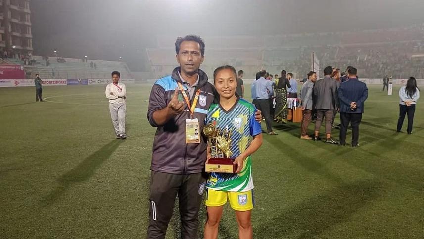masud_ahmed_with_rupna_chakma.jpg