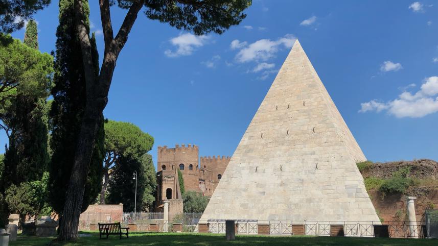 5 amazing pyramids you should visit around the world
