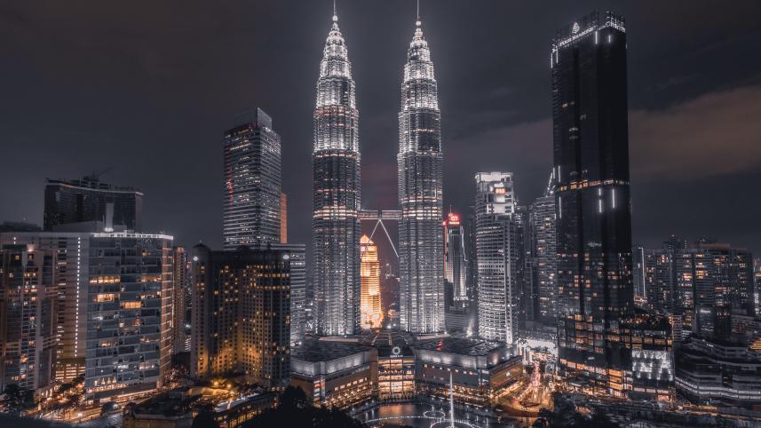 Top 5 budget international tours
