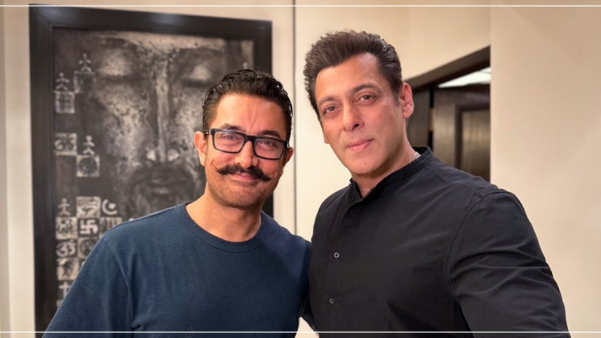 Aamir and Salman Khan take Eid selfie