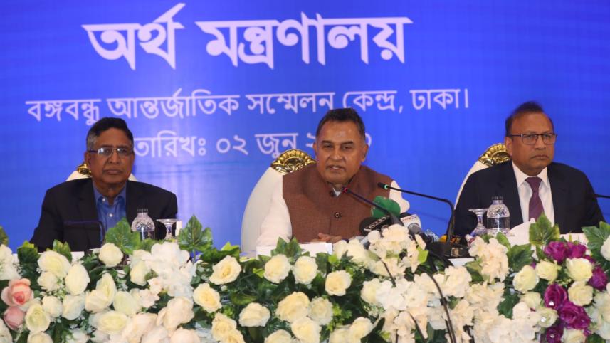 finance_minister_ahm_mustama_kamal_budget_2023-24.jpeg