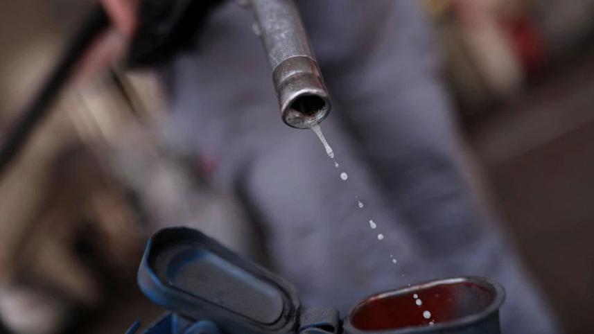 oil-prices-fall.jpg