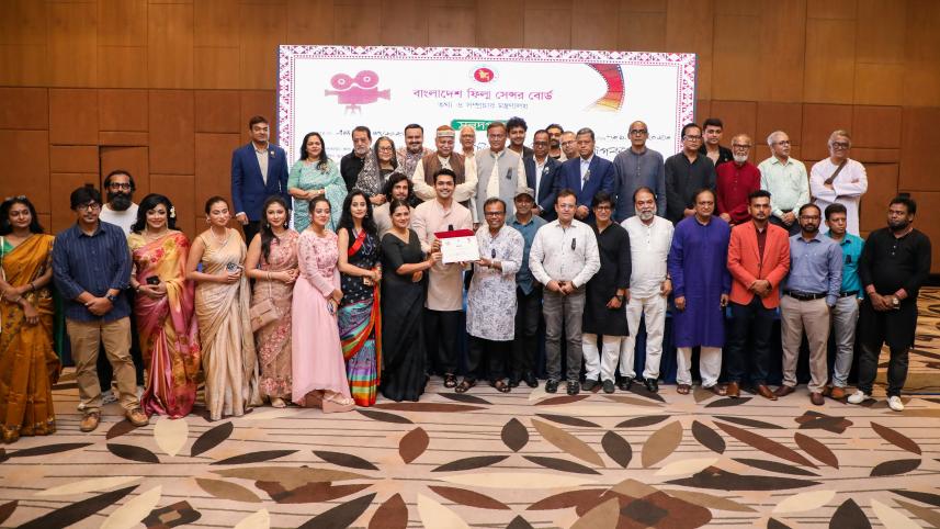 ‘Mujib: The Making of a Nation’ stars unite, receive censor certificate