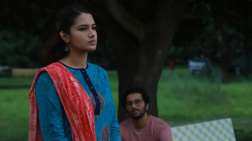 kacher_manush_dure_thuiya_7_1.jpg