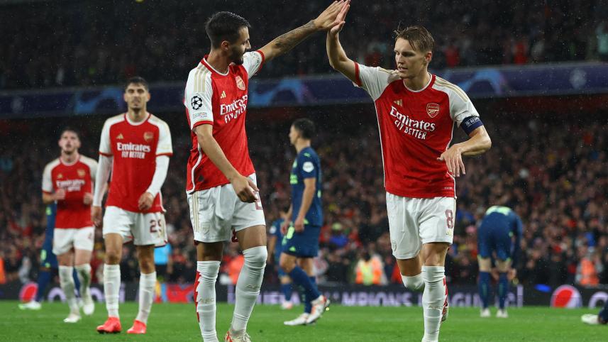 2023-09-20t203451z_442336740_up1ej9k1l60ku_rtrmadp_3_soccer-champions-ars-psv-report.jpg