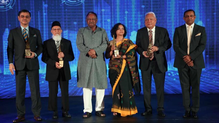 Three persons, one financial institution honoured