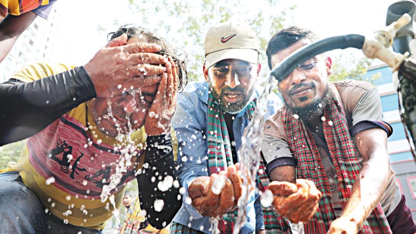 Dhaka faces severe weather extremes, including intense summer heatwaves and prolonged monsoon rainfall. Haphazard and unplanned development worsens heat stress.