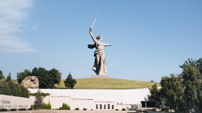 Journey through time: Exploring 7 jaw-dropping statues that define global elegance